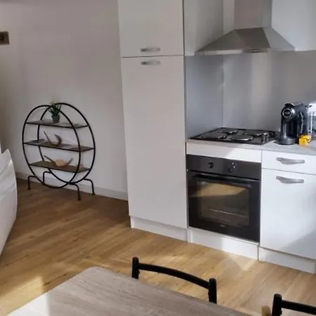 Les Loges Apartment Parthenay
