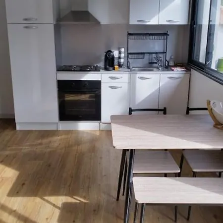 Les Loges Apartment *